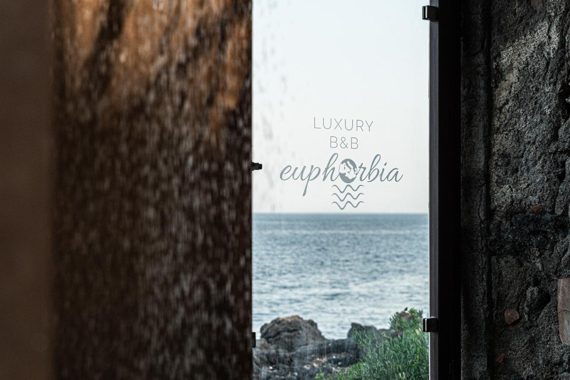 Luxury B&B Euphorbia Ачиреале Екстер'єр фото